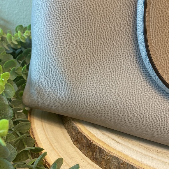 Michael Kors Savannah Large - Picture 13 of 16